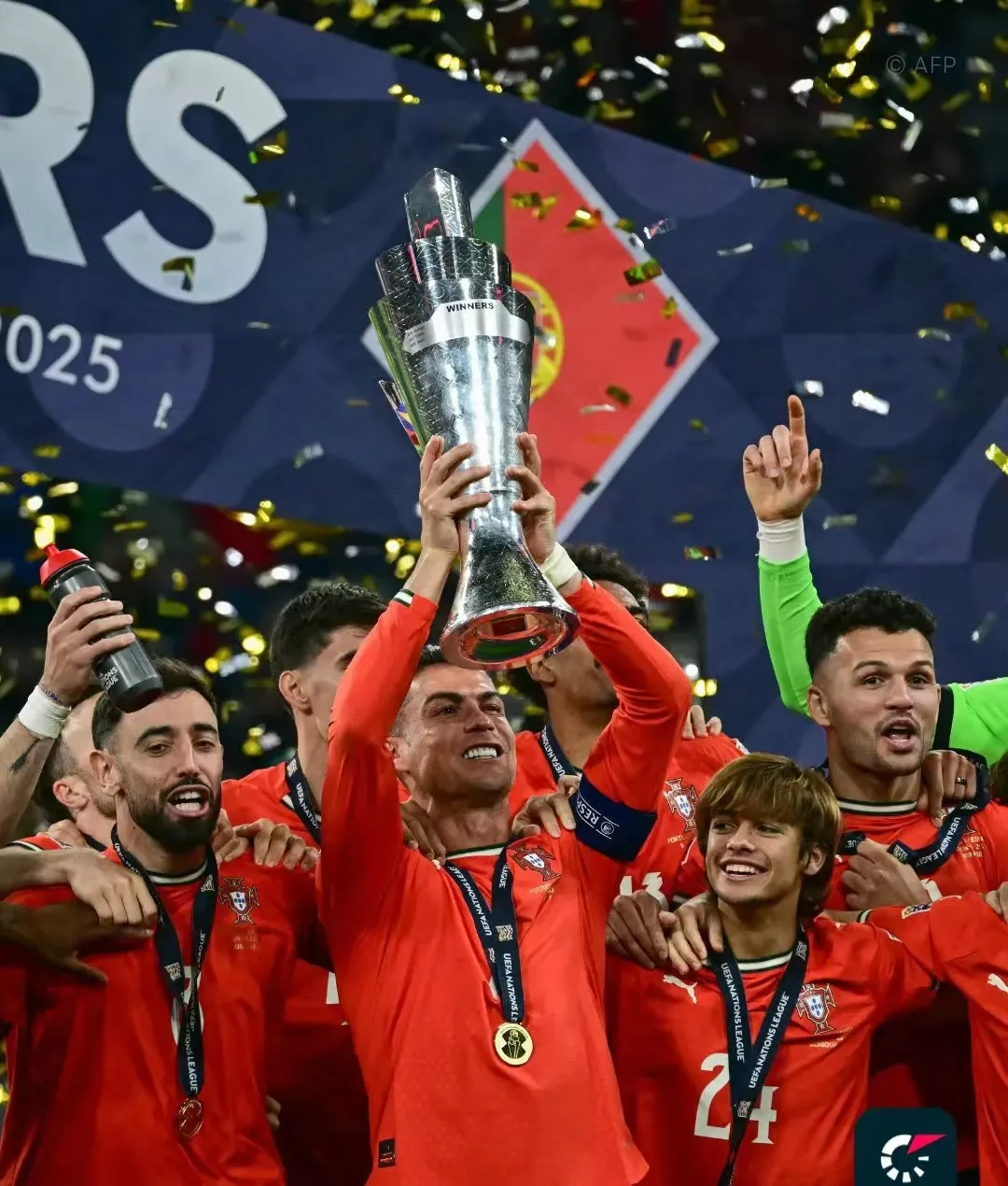 中欧体育下载 -关于赛后突围战来临，葡萄牙体育围绕德国杯复出首秀，悬念犹存，身体对抗强度拉满的信息