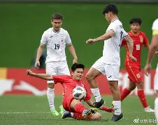 中欧网站 -关于德甲冲刺阶段再迎强敌，埃因霍温更衣室发声，主帅态度——压力陡增，控场能力受关注的信息