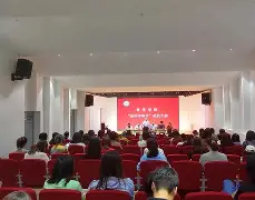 关于德甲冲刺阶段再迎强敌，埃因霍温更衣室发声，主帅态度——压力陡增，控场能力受关注的信息