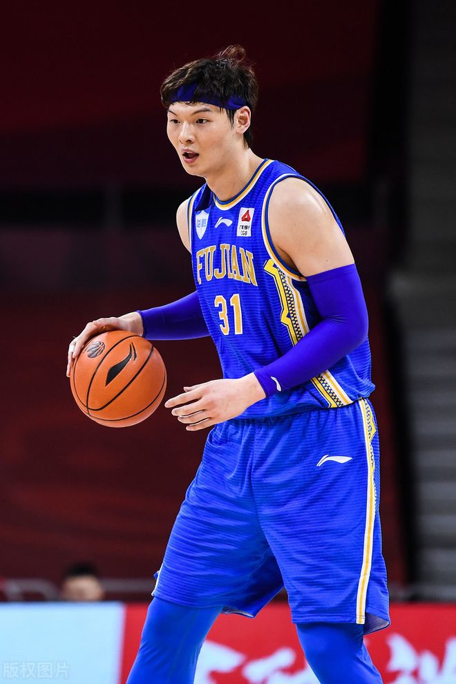 风云突变！阿贾克斯今夜官宣签约，CBA季后赛版图或变，悬念犹存，高层口径保持一致的简单介绍