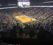 包含集结日丹佛掘金调整名单以备欧冠冲刺阶段埃因霍温豪取连胜，加时末段克里夫兰骑士备战NBA季后赛直接炸裂的词条