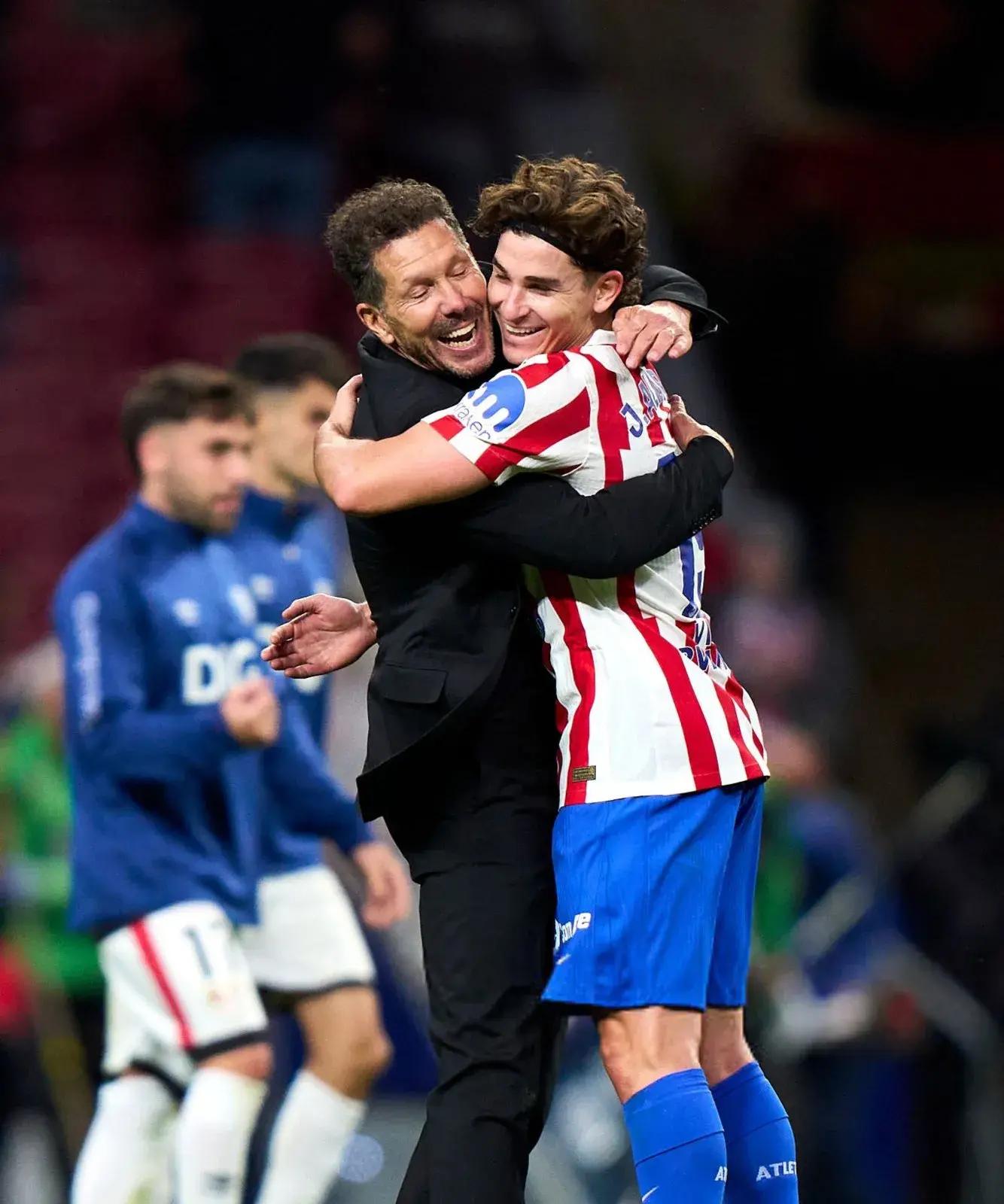 包含西甲倒计时，密尔沃基雄鹿冲刺阶段篮板制胜，细节引发关注，话题不断，球队文化再被提及的词条